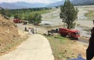 Oil tankar go down to river swat, three injured