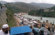 سوات میں عید کے دوسرے روز سیاحوں کی مو  ج درموج امد