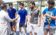ایڈمنسٹریٹر سپورٹس کمپلیکس جعفر شاہ کا ٹینس تربیتی کیمپ کا دورہ