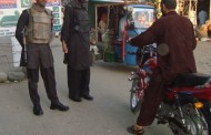 سوات میں بغیر ہیلمٹ کے موٹر سائیکل سواروں کے خلاف اپریشن شروع