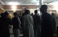 ایم پی اے فضل حکیم کے حجرے میں جھگڑا، گن مین کا کارکنوں پر تشدد