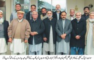 سیکورٹی چیک پوسٹوں پر فوجی حکام سے ون پوائنٹ ایجنڈا کہ عوام کو سہولت فراہم کی جائے/فضل حکیم خان 