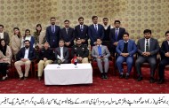 سول سروسز اکیڈمی کے پینتالیسویں کامن ٹریننگ پروگرام کے آفیسروں کا دورہ سوات ،ضلعی پولیس سربراہ کیپٹن (ر)واحد محمود سے ان کے دفتر میں ملاقات