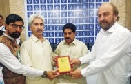 سوات میں شعراء اور ادیباء کو پہلی مرتبہ ایوارڈزسے نوازا گیا
