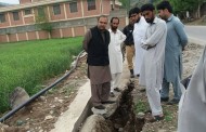 بریکوٹ، ایک ماہ قبل تعمیرہونے والا سڑک کنارے نالہ سیلابی پانی میں بہہ گیا، اے سی کا سخت ایکشن