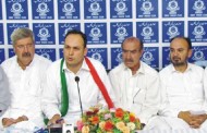 8 مطالبات حل کروورنہ ۔ ۔ ۔ پی ٹی ائی کے 30 اہم رہنماؤں نے بڑا فیصلہ کرلیا