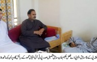 پی ٹی آئی کے امیدوار فضل حکیم خان اقبال محمود کے رہائش گاہ پر ان کے ساتھ ملاقات