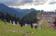 مالم جبہ ، نوجوانوں کا ہوٹل پر دھاوا، اہلکاروں پرتشدد،ہوٹل بند