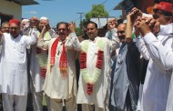 پی ٹی ائی نظریاتی رہنما اور محمود خان کے قریبی ساتھی نے اے این پی کی حمایت کردی