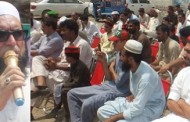 تحریک انصاف کے امیدوار ڈاکٹر امجد کا بریکوٹ بازار کا دورہ