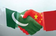 امریکی وزیر خارجہ بھارت میں موجود لیکن چینی وزیر خارجہ نے پاکستان پہنچ کر عمران خان کو ایسی خوشخبری سنا دی کہ پوری دنیا ہاتھ ملتی رہ گئی