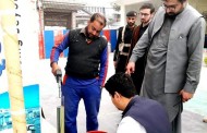 چارباغ میں پیٹرول پمپوں پر ملاوٹ اور قیمت سے کم مقدار میں گاڑیوں کو تیل کی فراہمی پر پمپ مالکان کو بھاری جرمانہ