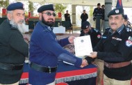ملاکنڈ ڈویژن میں پولیس نے جرائم پیشہ افراد کا گھیرا تنگ کردیا ،بھاری اسلحہ برآمد ، ملزمان گرفتار