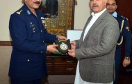 سیدوشریف ائیرپورٹ پر کام جاری، انٹرنیشنل معیار کابنایا جائیگا۔ وزیر اعلی کو میٹنگ میں بریفنگ