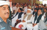 عوام کے تعاؤن کے بغیر جرائم کا خاتمہ ممکن نہیں ،خوازہ خیلہ میں ڈی ائی جی کا کھلی کچہری سے خطاب