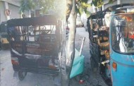 مینگورہ میں نامعلوم افراد نے ٹو سٹروک رکشہ کو اگ لگادی
