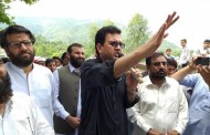 وزیر اعلیٰ محمود خان کے جلسہ کے سامنے ڈاکٹر عباد کا احتجاجی مظاہرہ