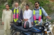 کراچی سے 60 سالہ بزرگ شہری موٹر سائیکل پر سوات پہنچ گیا ، ویڈیو سوشل میڈیا پر وائرل