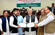 پی ٹی آئی کی صوبائی حکومت شروع دن سے آئین کے مطابق 