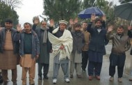 سوات یونیورسٹی سے 63 ملازمین فارغ ،اساتذہ کا وی سی کیخلاف مظاہرہ