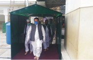 ن لیگ کے رہنما میانگل عمر فاروق نے سیدوبابامسجد کے باہر سینیٹائزر واک تھرو گیٹ نصب کردیا