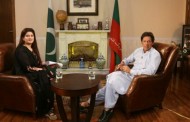 آپ کو قرض مانگتے ہوئے شرم نہیں آتی؟ اینکر نے وزیر اعظم عمران خان سے سخت سوال پوچھ لیا
