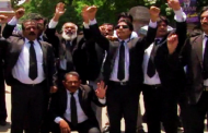 سپریم کورٹ میں سنیارٹی کو نظرانداز کرکے جونیئر ججز کا تقرر کرنے کیخلاف ملک بھر میں وکلا کاہڑتال اور مظاہرہ