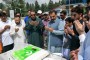 پی ایم ایل ن کے صوبائی صدر انجینئر امیر مقام نے سنگوٹہ میں جشن آزدی کا کیک کاٹا 