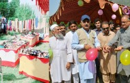 ہیلپنگ ہینڈ کے جانب سے اسلام پور میں فری عید گفٹ کیمپ کا انعقاد