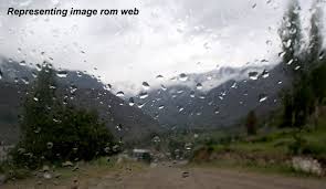 مینگورہ میں ہلکی بارش، کالام مالم جبہ میں وقفے وقفے سے برفباری جاری