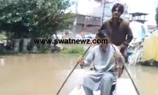 ٖFlood in river swat, Flood come on roads in mingora swat