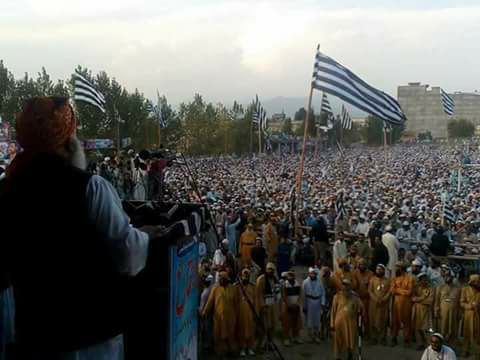 امریکہ اور اس کے گماشتوں کو پاکستان میں مزید دیکھنے کو تیار نہیں ہے/ مولانا فضل الرحمن