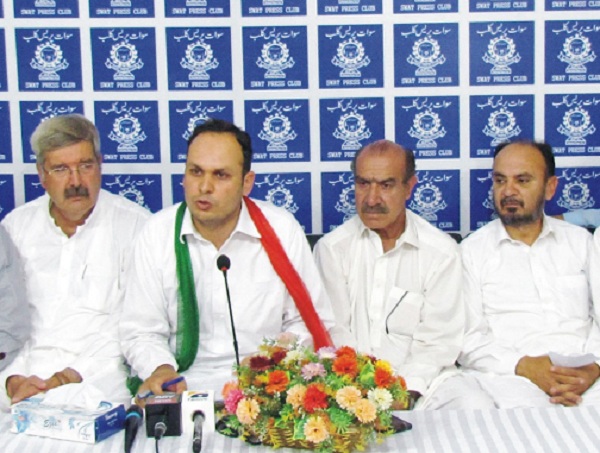 8 مطالبات حل کروورنہ ۔ ۔ ۔ پی ٹی ائی کے 30 اہم رہنماؤں نے بڑا فیصلہ کرلیا