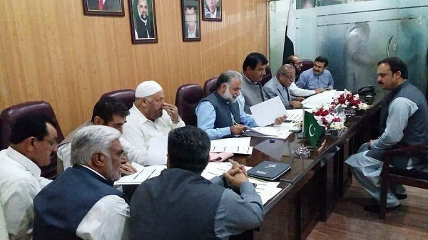 امیر مقام کی صدارت میں ن لیگ نے پارٹی ٹکٹ امیدواروں کے انٹریوز شروع کردیئے