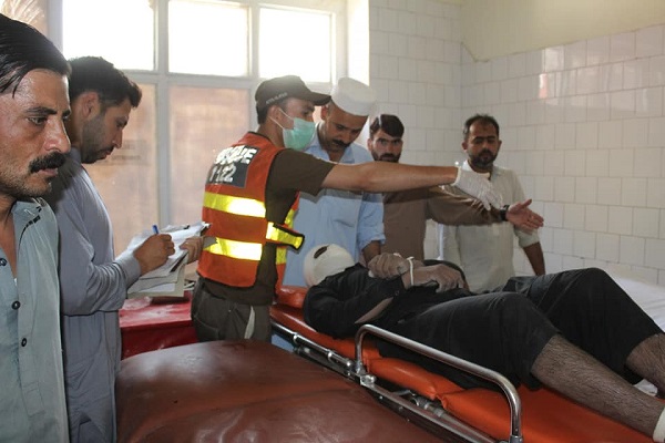 مالم جبہ میں سیاحوں کی گاڑی کھائی میں جاگری،2سیاح جاں بحق چار زخمی