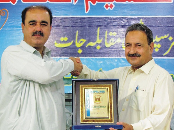 تعلیمی معیار کو بہتر بنانے کے لئے اپنے اپنی ذمہ داریاں اپنانا ہوگی، ارشد خان