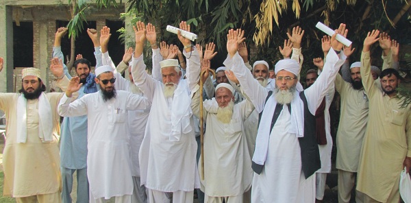 وزیر اعلیٰ محمود خان کے حلقہ میں پرائمری سکول کی تعمیر کا مسئلہ شدت اختیار کرگیا، تعمیرنو کیلئے ڈیڈلائن