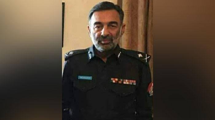 عوام اور میڈیا نے سوات میں قیام امن کے لئے لازوال قربانیاں دی ہے، ائی جی صلاح الدین