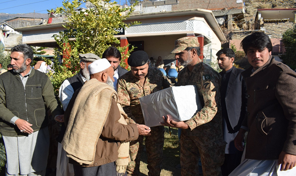 پاک فوج کا کوکارئی میں فری میڈیکل کیمپ، ایک ہزار سے زائد مریضوں کا معائنہ ، مفت ادویات تقسیم