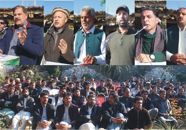 نوجوان پی ٹی ائی کاقیمتی سرمایہ ، فخر کرتے ہیں، احمد خان