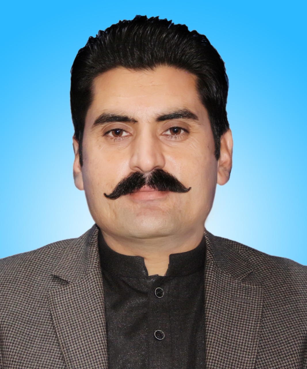 چم گھڑی میں اسسٹنٹ کمشنر کی گاڑی کھائی میں جاگری، عابدمہمند جانبحق دو زخمی