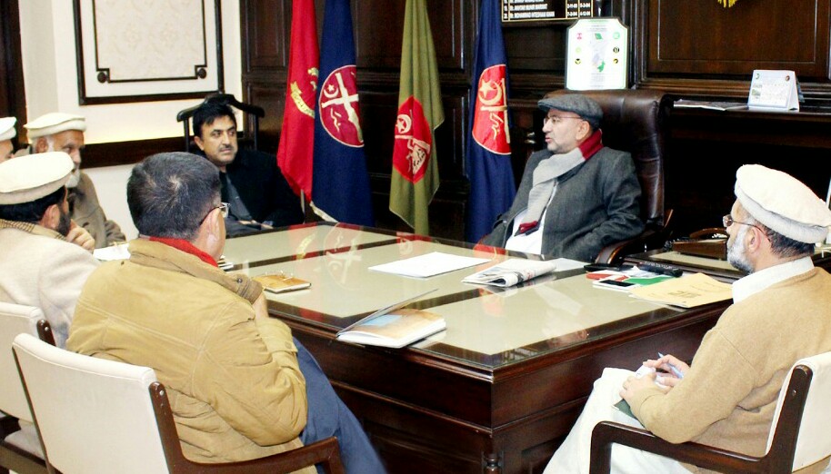 سوات میں 26 چنار کے درخت کاٹنے محکمہ جنگلات پرعزم، کمشنر کوتجاویز دیدی