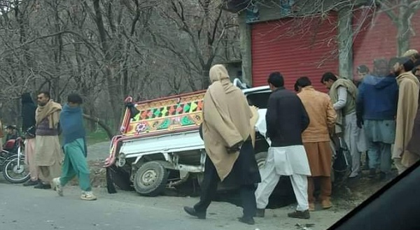 مٹہ ، سوزوکی اور موٹر سائیکل میں تصادم دو افراد زخمی ،ڈائنا گاڑی نے 6 سالہ بچہ کچل دیا