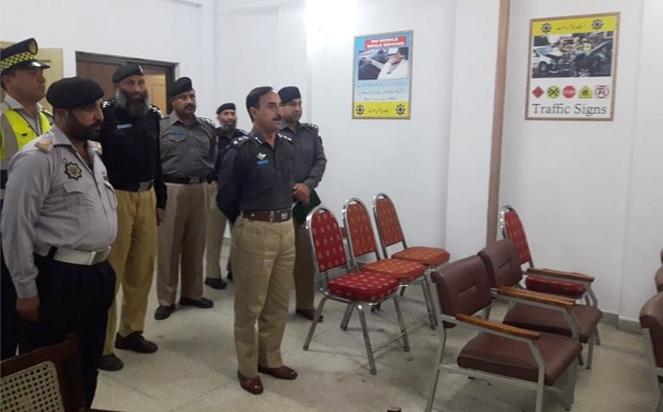 ڈی پی او سوات کا پولیس ڈرائیونگ سکول کانجو پر چھاپہ
