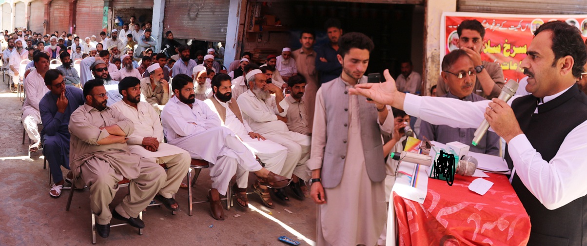 مزدوروں کو درپیش مسائل کو ترجیخی بنیادوں پر حل کرنا پی ٹی آئی حکومت کی ترجیحات میں شامل ہے، فضل حکیم