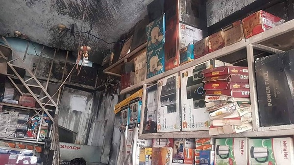 مین بازار مینگورہ میں الیکٹرانکس کی دکان میں آگ بھڑک اٹھی،لاکھوں کانقصان