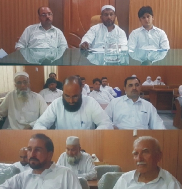 تحصیل کونسل مٹہ کا ماہانہ اجلاس آٹھ مہینے بعد بلایا گیا جس کا زمہ دار تحصیل کونسل کے سپیکر محمد حکیم ہے، جاوید