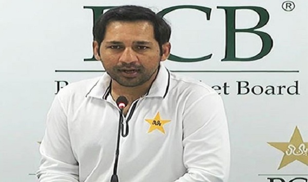 پی سی بی نے سرفراز احمد کو تینوں طرز کی قیادت سے برطرف کر دیا
