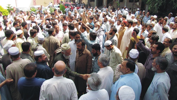 عدالتی احکامات کے بعد شاہدرہ سبزی منڈی بحال،کاروباری سرگرمیاں شروع