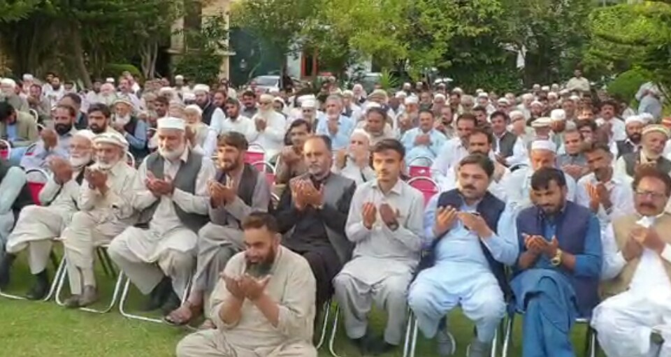 نوازشریف کی صحت یابی کیلئے سوات میں اجتماعی دعائیہ تقریب